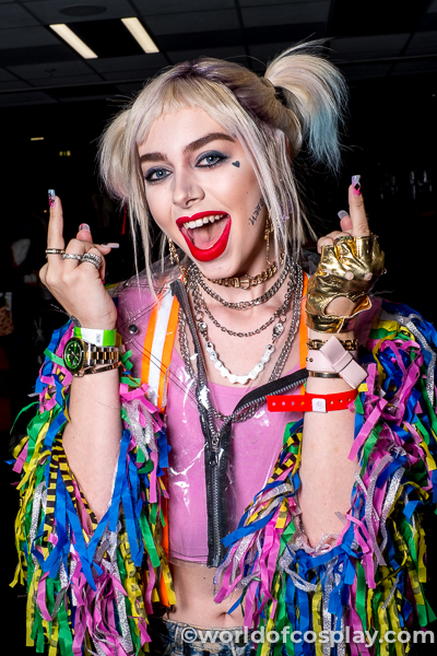 Harley Quinn and @evilamelia.cosplay MCM Birmingham November 2021.