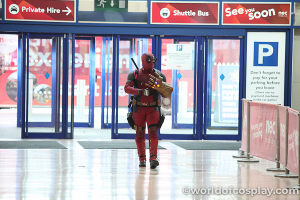 Deadpool took a cab to Comic Con!